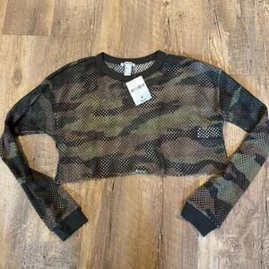 NWT Long Sleeve Sheer Camo Crop Shirts Small